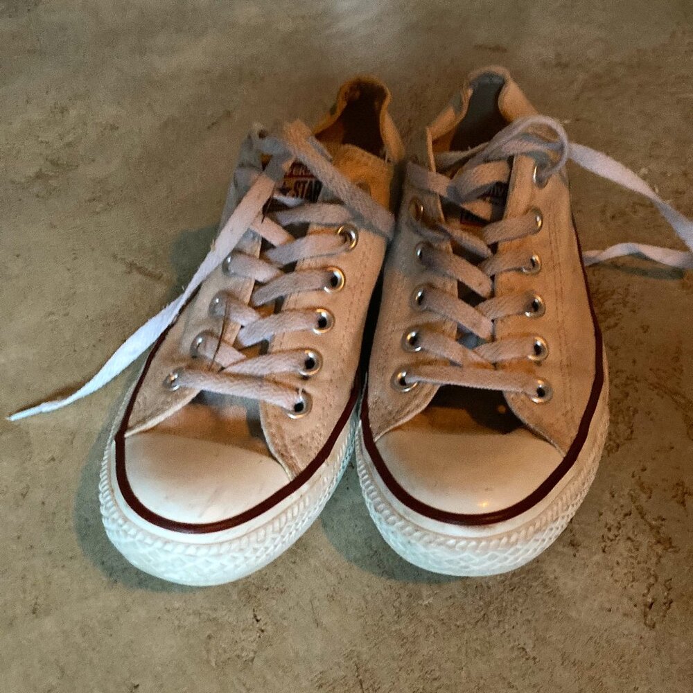 Converse chuck taylor white sneakers